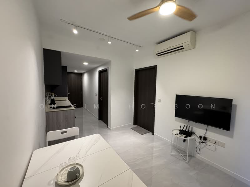 Riverfront Residences, 41 Hougang Avenue 7, 1 Bedroom, 463 sqft, Condominium For Rent, by Don Sim Chor Boon, 500162560 - Living - PropertyGuru.com.sg