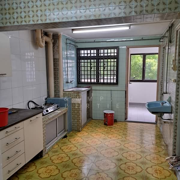 210 Boon Lay Place, 210 Boon Lay Place, 2 Bedrooms, 210 sqft, HDB Flat For Sale, by ANGELA HAN SIEW JONG, 500162562 - Kitchen - PropertyGuru.com.sg
