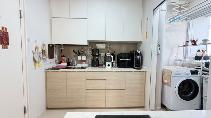 40B Margaret Drive, 40B Margaret Drive, 2 Bedrooms, 678 sqft, HDB Flat For Sale, by Jose Loh Zhenhao, 500162563 - Kitchen - PropertyGuru.com.sg