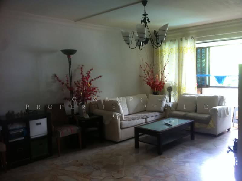 414 Commonwealth Avenue West, 414 Commonwealth Avenue West, 3 Bedrooms, 1,345 sqft, HDB Flat For Sale, by KELVIN, 500162597 - Living Room - PropertyGuru.com.sg