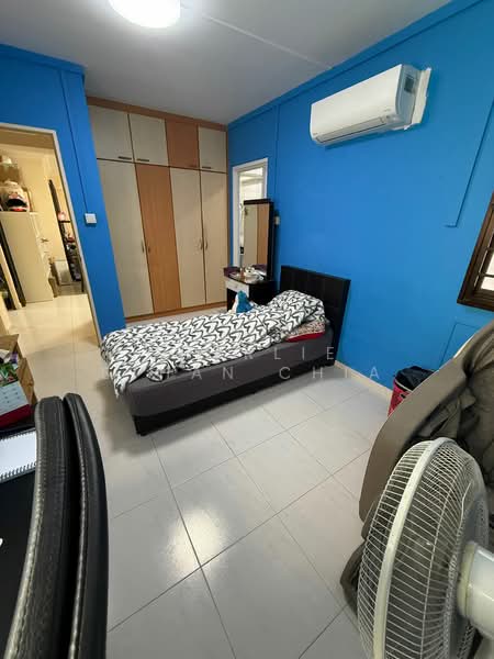 121C Sengkang East Way, 121C Sengkang East Way, 3 Bedrooms, 980 sqft, HDB Flat For Sale, by Charlie Ethan Chia, 500162602 - Bedroom - PropertyGuru.com.sg