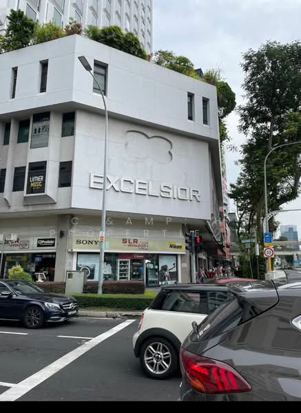 Excelsior Hotel, 5 Coleman Street, 484 sqft, Mall Shop For Sale, by CHEN JENNY CHONG-LEE, 500162614 - Exterior - CommercialGuru.com.sg