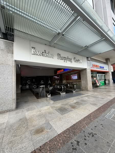 Excelsior Hotel, 5 Coleman Street, 484 sqft, Mall Shop For Sale, by CHEN JENNY CHONG-LEE, 500162614 - Exterior - CommercialGuru.com.sg