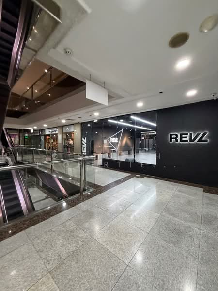 Excelsior Hotel, 5 Coleman Street, 484 sqft, Mall Shop For Sale, by CHEN JENNY CHONG-LEE, 500162614 - Interior - CommercialGuru.com.sg