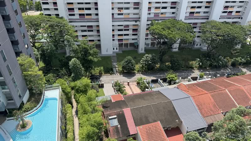 Trilive, 111 Tampines Road, 3 Bedrooms, 883 sqft, Condominium For Sale, by Ian Yijie Teo, 500162615 - Exterior - PropertyGuru.com.sg
