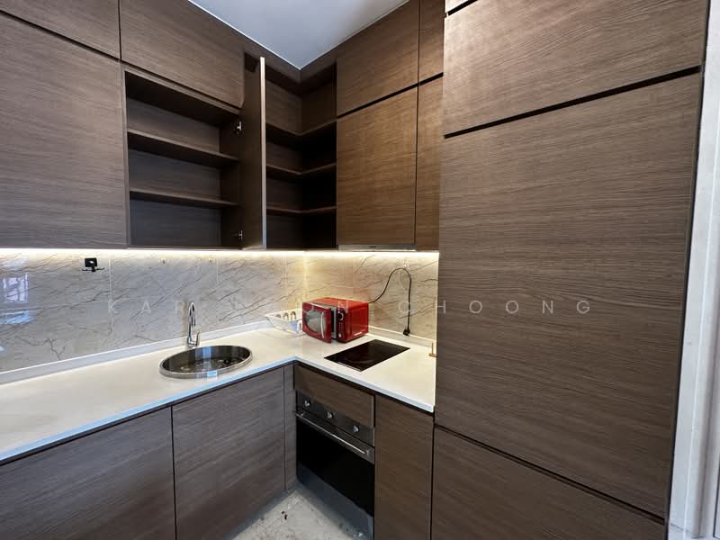 Queens Peak, 1 Dundee Road, 2 Bedrooms, 624 sqft, Condominium For Rent, by Kar Loon Choong, 500162618 - Kitchen - PropertyGuru.com.sg