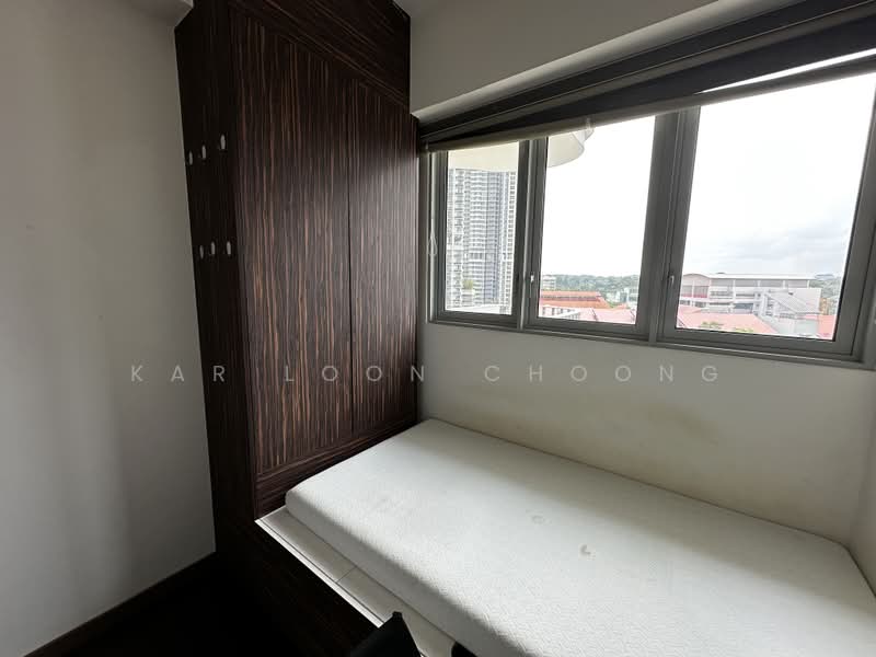 Queens Peak, 1 Dundee Road, 2 Bedrooms, 624 sqft, Condominium For Rent, by Kar Loon Choong, 500162618 - Bedroom - PropertyGuru.com.sg