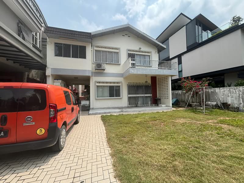 Watten Freehold land for rebuild, Watten Estate/Watten View/Watten Drive, 3 Bedrooms, 2,000 sqft, Semi-Detached House For Sale, by Jay Lee, 500162623 - Exterior - PropertyGuru.com.sg