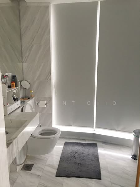 Newton One, 1 Newton Road, 4 Bedrooms, 1,808 sqft, Condominium For Sale, by Vincent Chio, 500162629 - Bathroom - PropertyGuru.com.sg