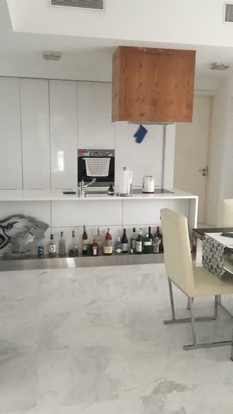 Newton One, 1 Newton Road, 4 Bedrooms, 1,808 sqft, Condominium For Sale, by Vincent Chio, 500162629 - Kitchen - PropertyGuru.com.sg