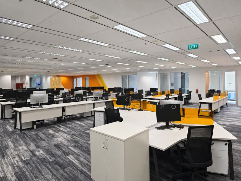 Parkview Square, 600 North Bridge Road, 15,420 sqft, Office For Rent, by DARREN LING JI RONG, 500162638 - Open Office - CommercialGuru.com.sg