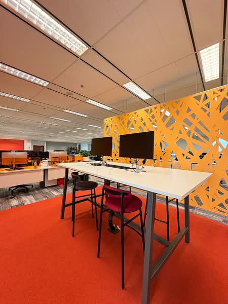 Parkview Square, 600 North Bridge Road, 15,420 sqft, Office For Rent, by DARREN LING JI RONG, 500162638 - Workstations - CommercialGuru.com.sg