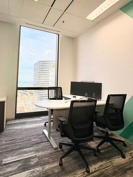 Parkview Square, 600 North Bridge Road, 15,420 sqft, Office For Rent, by DARREN LING JI RONG, 500162638 - Director's Room - CommercialGuru.com.sg