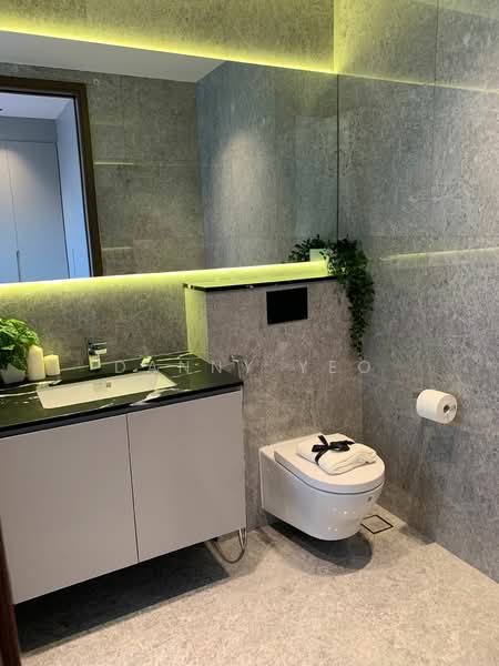 265 Joo chiat place, , 5 Bedrooms, 4,384 sqft, Terraced House For Sale, by Danny Yeo, 500162640 - Bathroom - PropertyGuru.com.sg