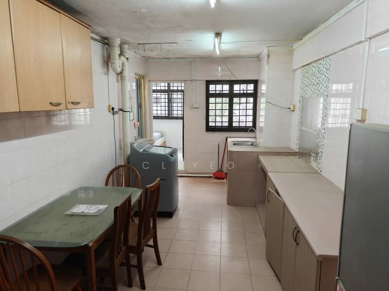 129 Ang Mo Kio Avenue 3, 129 Ang Mo Kio Avenue 3, 2 Bedrooms, 785 sqft, HDB Flat For Sale, by CL Yeo, 500162647 - Kitchen - PropertyGuru.com.sg