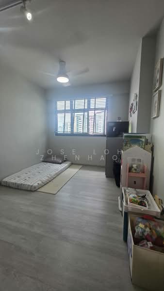 807C Choa Chu Kang Avenue 1, 807C Choa Chu Kang Avenue 1, 3 Bedrooms, 1,206 sqft, HDB Flat For Sale, by Jose Loh Zhenhao, 500162652 - Bedroom - PropertyGuru.com.sg