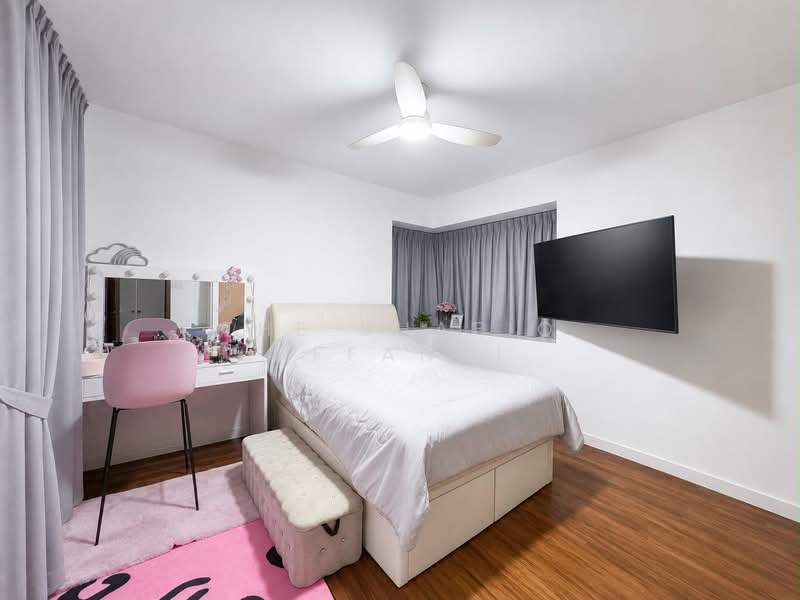 The Floravale, 238 Westwood Avenue, 3 Bedrooms, 1,324 sqft, Executive Condominium For Sale, by THE SHAFIQ AFFANDI, 500162657 - Master Bedroom - PropertyGuru.com.sg
