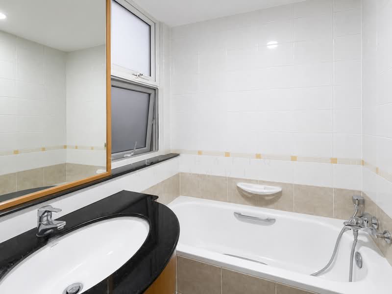 The Floravale, 238 Westwood Avenue, 3 Bedrooms, 1,324 sqft, Executive Condominium For Sale, by THE SHAFIQ AFFANDI, 500162657 - Ensuite Bathroom - PropertyGuru.com.sg