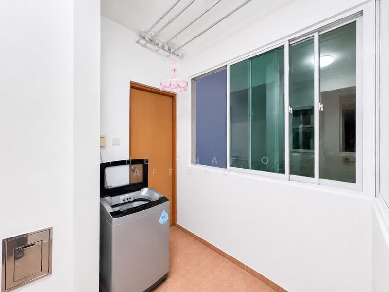 The Floravale, 238 Westwood Avenue, 3 Bedrooms, 1,324 sqft, Executive Condominium For Sale, by THE SHAFIQ AFFANDI, 500162657 - Service Yard, Utility & WC - PropertyGuru.com.sg