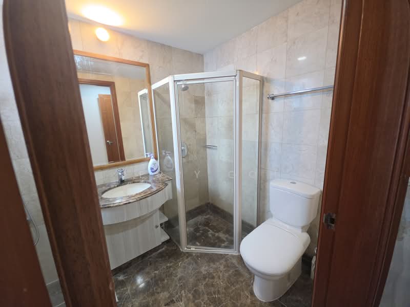Tanglin View, 150 Prince Charles Crescent, 3 Bedrooms, 1,152 sqft, Condominium For Rent, by Jerry Goh, 500162664 - Bathroom - PropertyGuru.com.sg