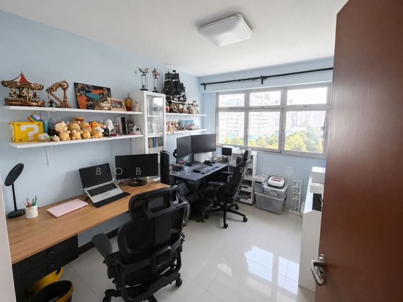 511B Yishun Street 51, 511B Yishun Street 51, 3 Bedrooms, 1,001 sqft, HDB Flat For Sale, by Bob Teo 张汉平, 500162667 - Study - PropertyGuru.com.sg