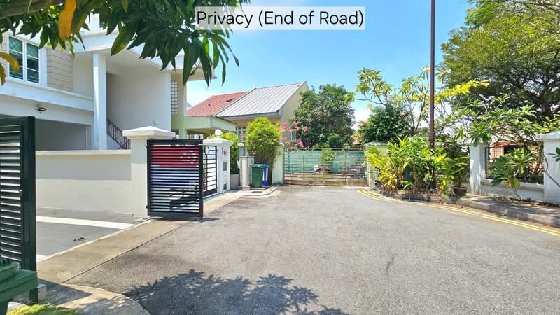 Renov D16 3000+sf, Inter-Terrace - 6bed 4bath - 10min Tenah Merah MRT - Siglap Mall Sungei Bedok MRT, , 6 Bedrooms, 3,200 sqft, Terraced House For Sale, by Roy Low, 500162673 - Exterior - PropertyGuru.com.sg