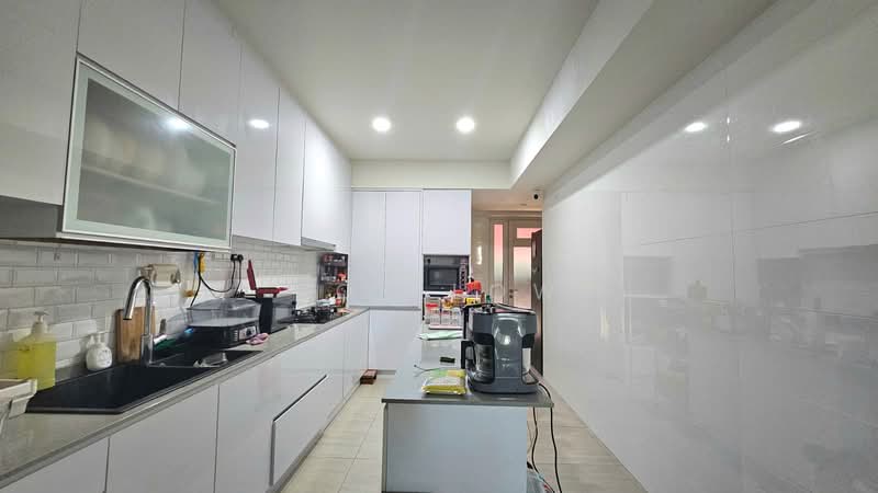 Renov D16 3000+sf, Inter-Terrace - 6bed 4bath - 10min Tenah Merah MRT - Siglap Mall Sungei Bedok MRT, , 6 Bedrooms, 3,200 sqft, Terraced House For Sale, by Roy Low, 500162673 - Kitchen - PropertyGuru.com.sg