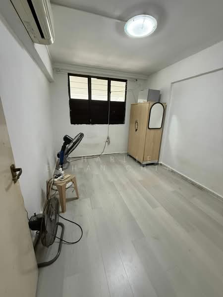 301 Ubi Avenue 1, 301 Ubi Avenue 1, 2 Bedrooms, 689 sqft, HDB Flat For Sale, by Charlie Ethan Chia, 500162698 - Interior - PropertyGuru.com.sg