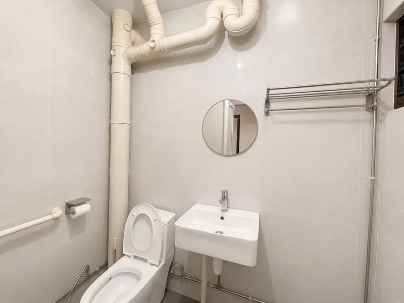 151 Petir Road, 151 Petir Road, 4 Bedrooms, 1,563 sqft, HDB Flat For Sale, by Yvonne Lau Jun Li, 500162719 - Bathroom - PropertyGuru.com.sg