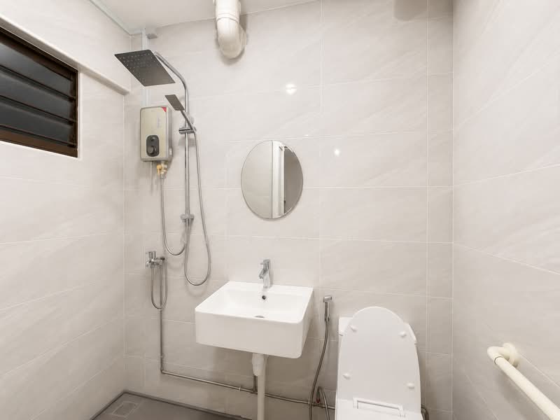 151 Petir Road, 151 Petir Road, 4 Bedrooms, 1,563 sqft, HDB Flat For Sale, by Yvonne Lau Jun Li, 500162719 - Bathroom - PropertyGuru.com.sg