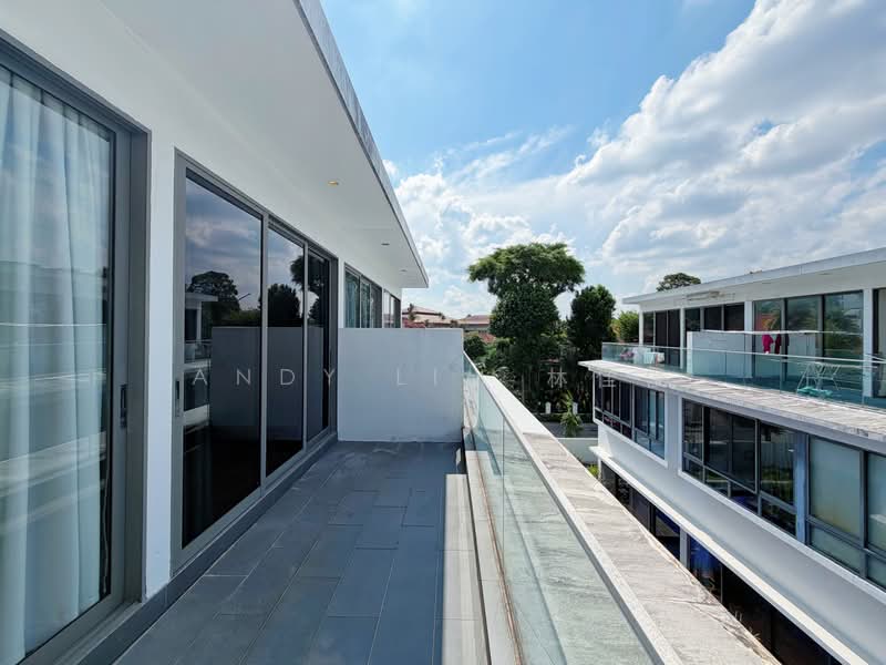 Gentle Reflections, 41 Gentle Road, 6 Bedrooms, 4,230 sqft, Cluster House For Sale, by Andy Lim 林佳俊, 500162730 - Balcony - PropertyGuru.com.sg