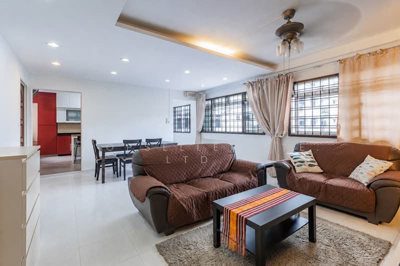 615 Choa Chu Kang Street 62, 615 Choa Chu Kang Street 62, 3 Bedrooms, 1,367 sqft, HDB Flat For Sale, by Gina Tow, 500162732 - Living Room - PropertyGuru.com.sg