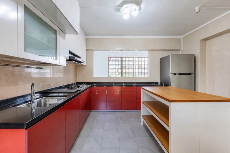 615 Choa Chu Kang Street 62, 615 Choa Chu Kang Street 62, 3 Bedrooms, 1,367 sqft, HDB Flat For Sale, by Gina Tow, 500162732 - Kitchen - PropertyGuru.com.sg