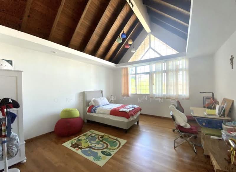 Cotswold Close, , 7 Bedrooms, 6,000 sqft, Detached House For Rent, by Jessna Ng, 500162740 - Bedroom - PropertyGuru.com.sg
