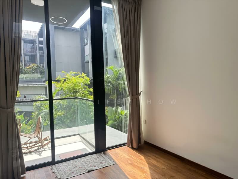 Parc Komo, 959 Upper Changi Road North, 5 Bedrooms, 1,808 sqft, Condominium For Rent, by Jennifer How, 500162772 - Balcony - PropertyGuru.com.sg