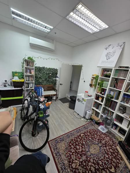 Woodlands 11, 11 Woodlands Close, 290 sqft, Light Industrial (B1) For Rent, by Jayden Tan, 500162800 - Study - CommercialGuru.com.sg