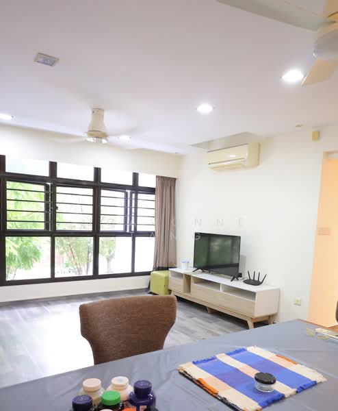108B Mcnair Road, 108B Mcnair Road, 3 Bedrooms, 1,184 sqft, HDB Flat For Rent, by Joavonne Tang, 500162815 - Living Room - PropertyGuru.com.sg