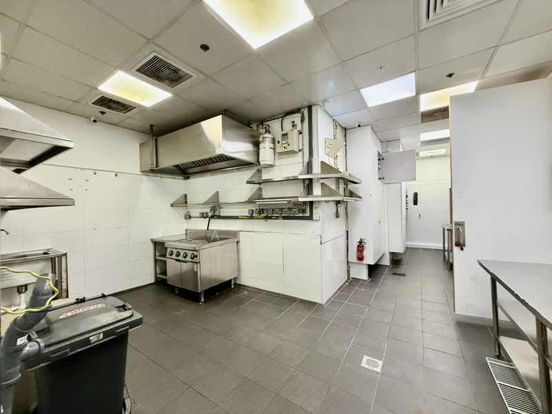 ☎️F&B Space near Esplanade MRT Entrance | Prominent Frontage | w ORA | Prime Location, , 1,281 sqft, Food & Beverage For Rent, by Sean Pang, 500162842 - Kitchen - CommercialGuru.com.sg