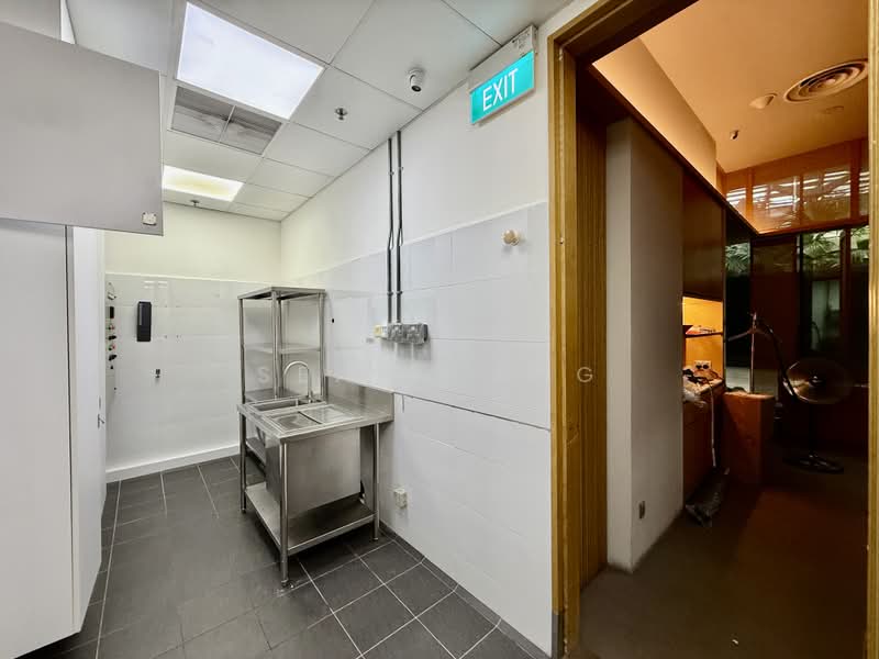 ☎️F&B Space near Esplanade MRT Entrance | Prominent Frontage | w ORA | Prime Location, , 1,281 sqft, Food & Beverage For Rent, by Sean Pang, 500162842 - Interior - CommercialGuru.com.sg