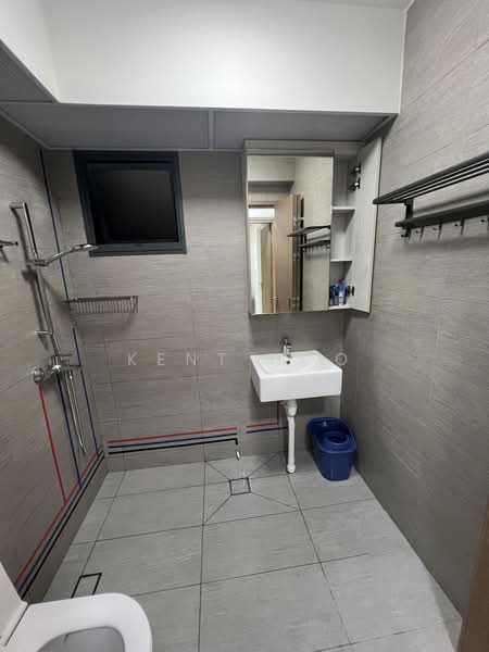 Costa grove, , Room Rental, 100 sqft, HDB Flat For Rent, by Kent Hoo, 500162849 - Bathroom - PropertyGuru.com.sg