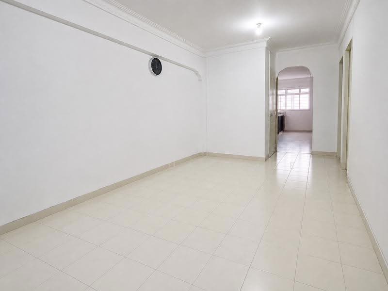 628 Yishun Street 61, 628 Yishun Street 61, Sembawang / Yishun, 2 Bedrooms, 786 sqft, HDB Flat For Sale, by Koh Huang Lee, 500162851 - Living Room - Decluttered by AI - PropertyGuru.com.sg