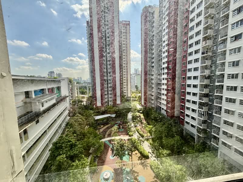 228B Ang Mo Kio Street 23, 228B Ang Mo Kio Street 23, 3 Bedrooms, 1,216 sqft, HDB Flat For Sale, by Karen Wong, 500162870 - Exterior - PropertyGuru.com.sg