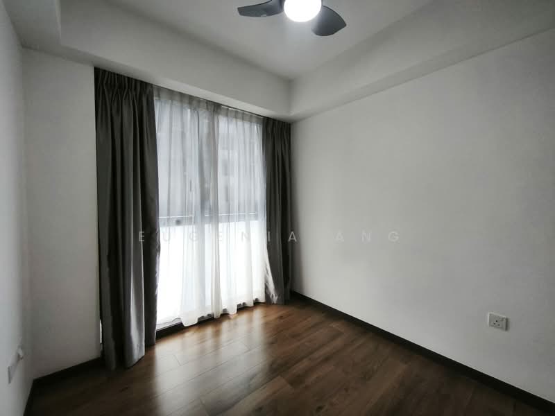 Lake Grande, 2 Jurong Lake Link, 2 Bedrooms, 614 sqft, Condominium For Sale, by Eugenia Ang, 500162874 - Bedroom 1 - PropertyGuru.com.sg