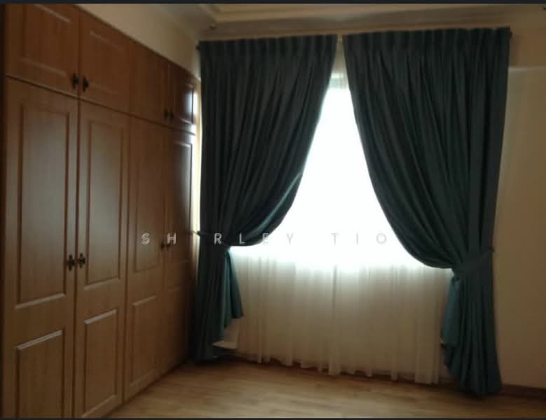 Changi Green, 716 Upper Changi Road East, 2 Bedrooms, 904 sqft, Condominium For Sale, by Shirley Tio, 500162877 - master Bedroom wardrobe - PropertyGuru.com.sg