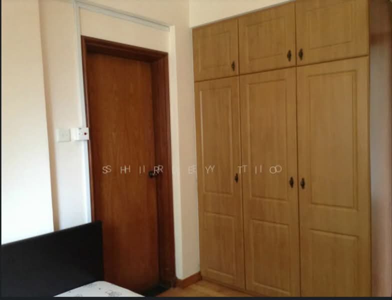 Changi Green, 716 Upper Changi Road East, 2 Bedrooms, 904 sqft, Condominium For Sale, by Shirley Tio, 500162877 - 2nd bedroom wardrobe - PropertyGuru.com.sg