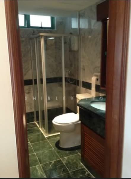 Changi Green, 716 Upper Changi Road East, 2 Bedrooms, 904 sqft, Condominium For Sale, by Shirley Tio, 500162877 - 2nd Bathroom - PropertyGuru.com.sg