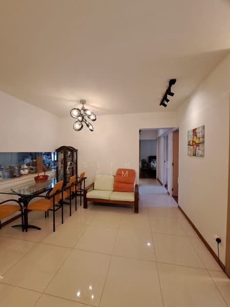 520B Tampines Central 8, 520B Tampines Central 8, Room Rental, 250 sqft, HDB Flat For Rent, by Josephine Sim, 500162907 - Living Room - PropertyGuru.com.sg