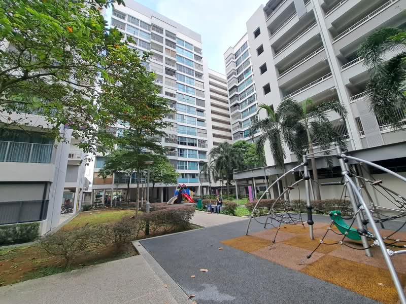 520B Tampines Central 8, 520B Tampines Central 8, Room Rental, 250 sqft, HDB Flat For Rent, by Josephine Sim, 500162907 - PropertyGuru.com.sg