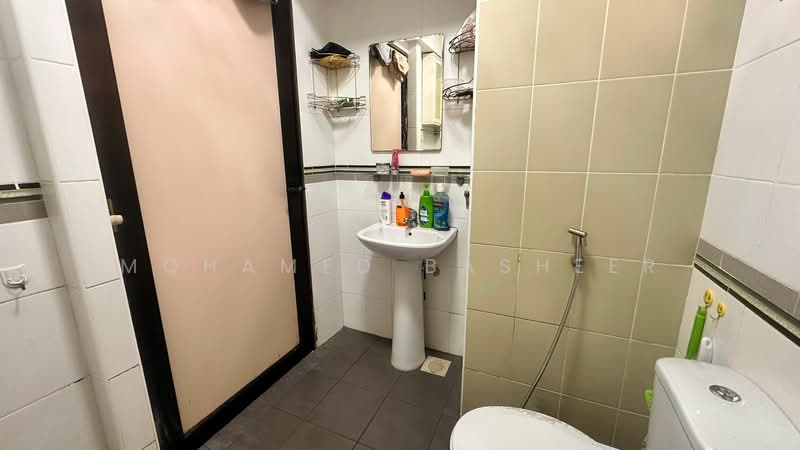 55 Havelock Road, 55 Havelock Road, 2 Bedrooms, 743 sqft, HDB Flat For Sale, by Mohamed Basheer, 500162910 - Bathroom - PropertyGuru.com.sg