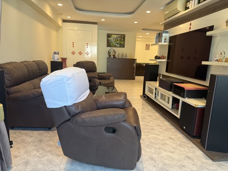 286C Toh Guan Road, 286C Toh Guan Road, 4 Bedrooms, 1,539 sqft, HDB Flat For Sale, by Julia Khoo, 500162916 - Living Room - PropertyGuru.com.sg